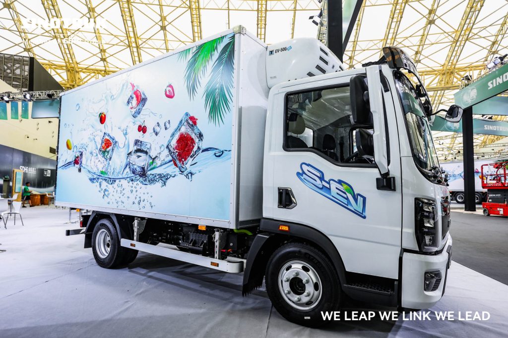 Xe đầu kéo điện HOWO EV tối ưu TCO